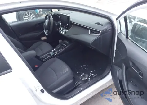 2022 Toyota Corolla Le z USA, uszkodzony, nr VIN 5YFEPMAE2NP304916